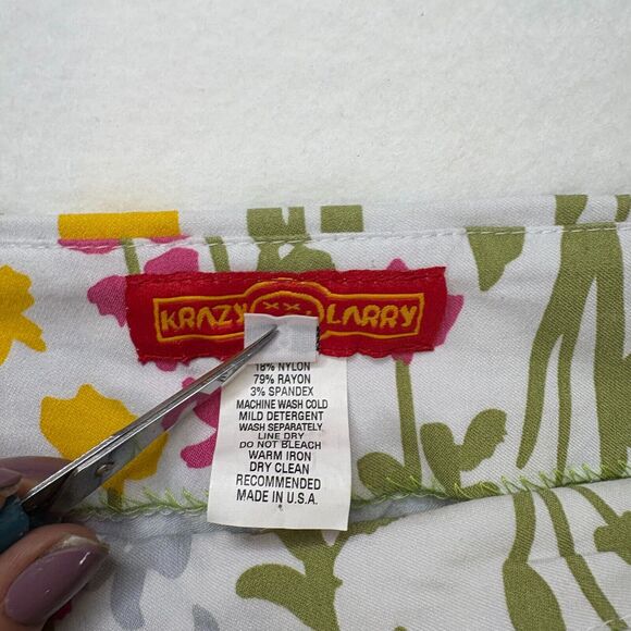 Krazy Larry Tulip Pull-On Ankle Pants, Tulip print/Size 8/Made in USA/Spring - Picture 4 of 5